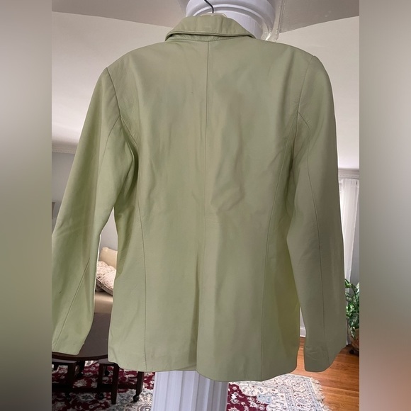 Inc International women’s Lemon green genuine leather Jacket size 8 P - Picture 2 of 6